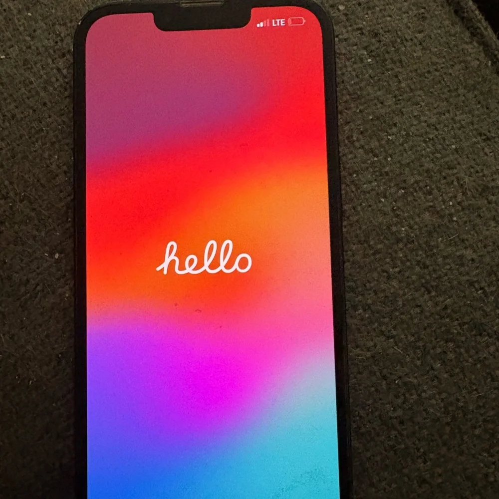 Apple iPhone 13 - Midnight